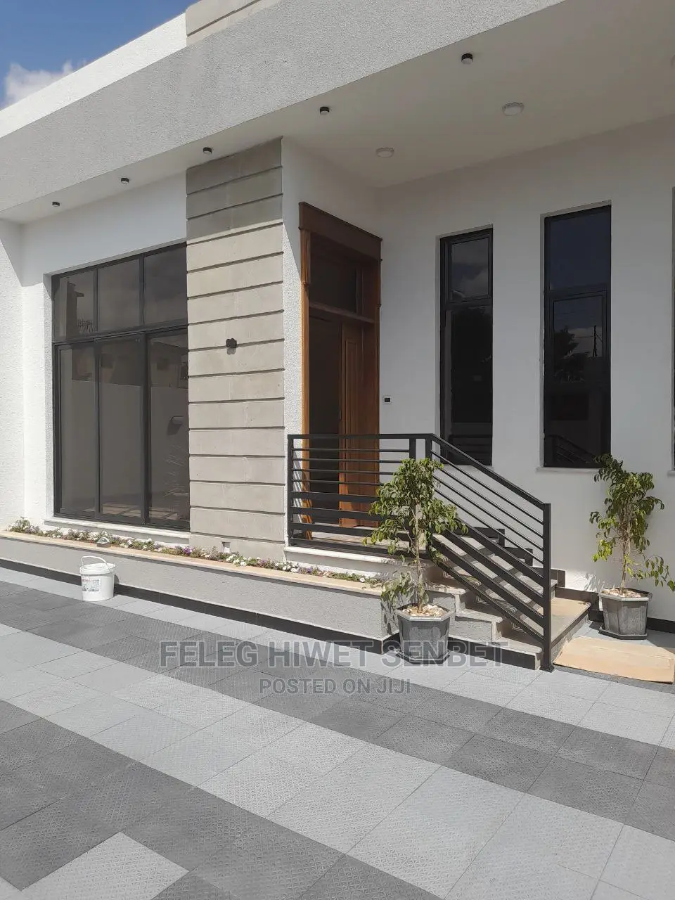 5bdrm Villa in አአ, Bole for Sale