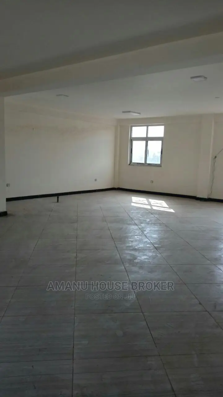 አስቸኳይ የሚከራይ ለቢሮ የሚሆን ህንፃ