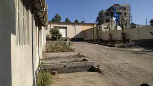 መጋዘን ኪራዪ ከፍታዉ 6 ሜትር