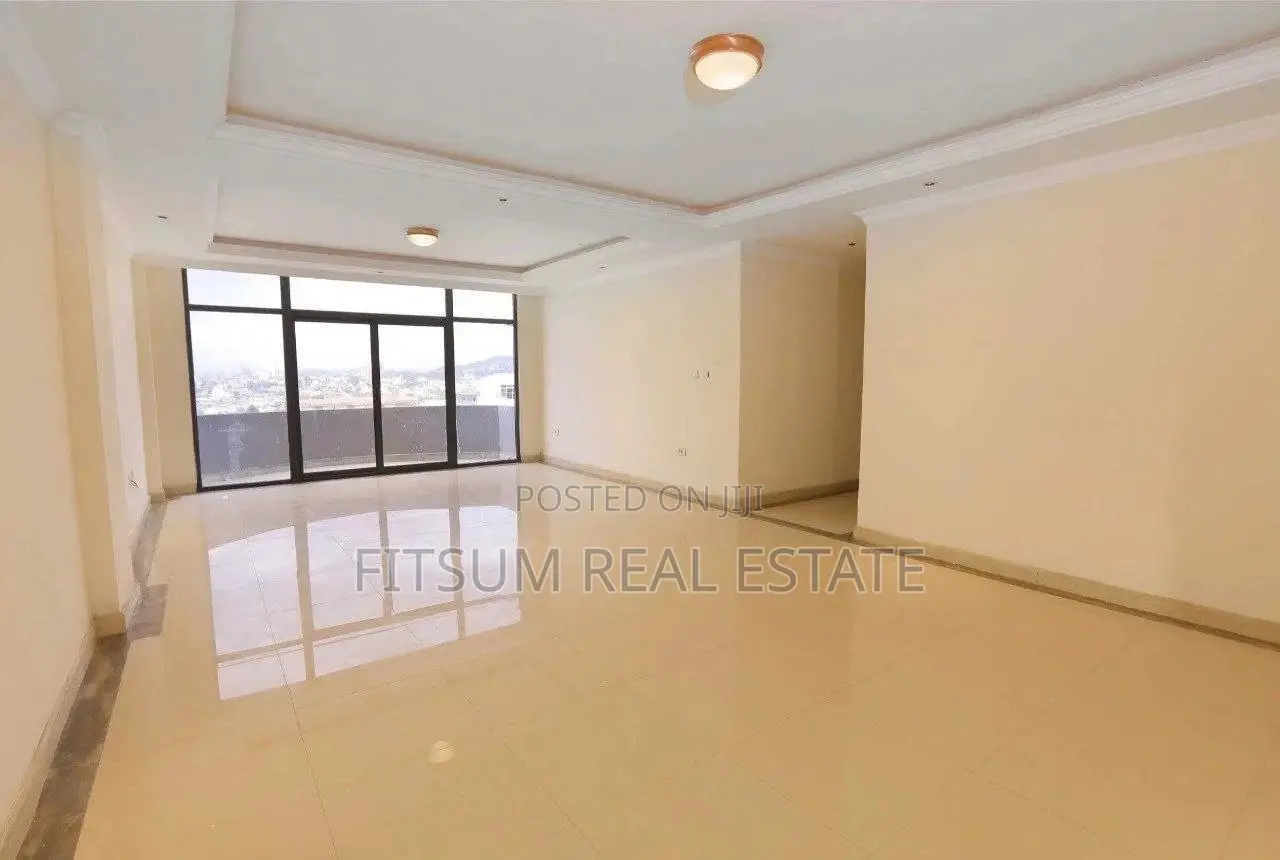 3bdrm Apartment in Real Estate, Bole for sale