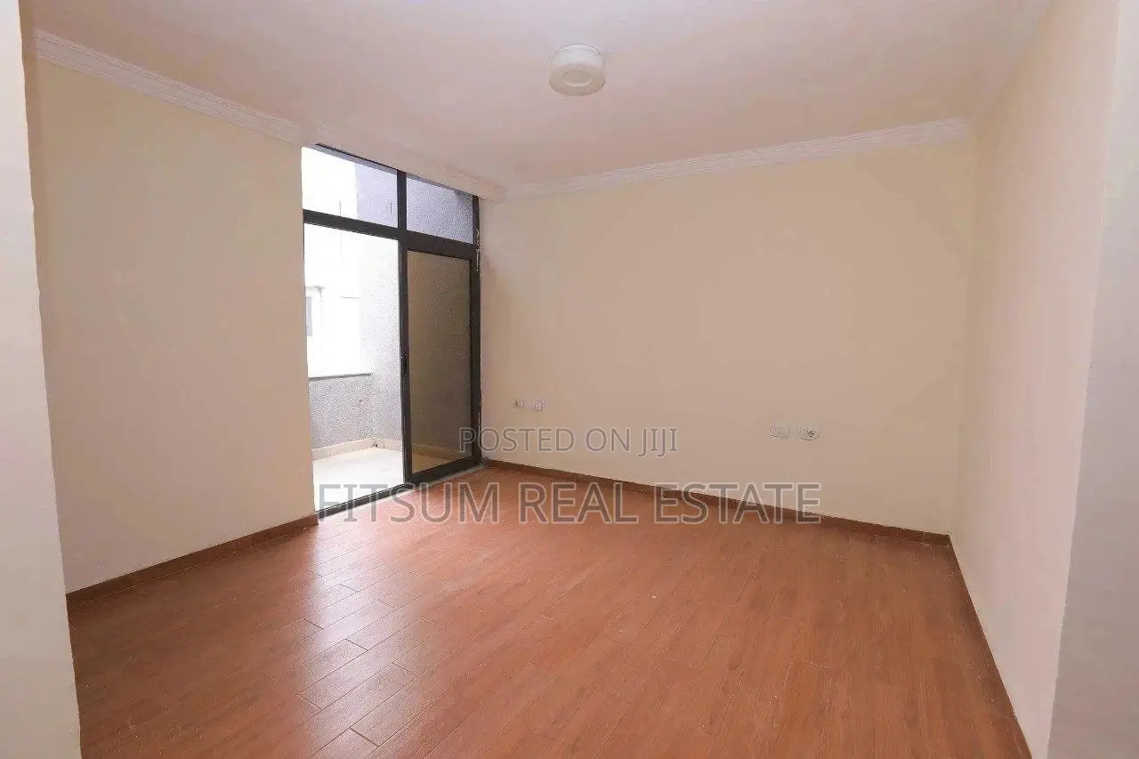 3bdrm Apartment in Real Estate, Bole for sale