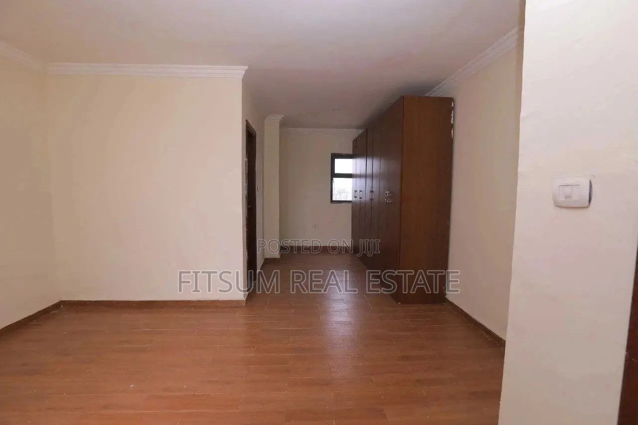 3bdrm Apartment in Real Estate, Bole for sale