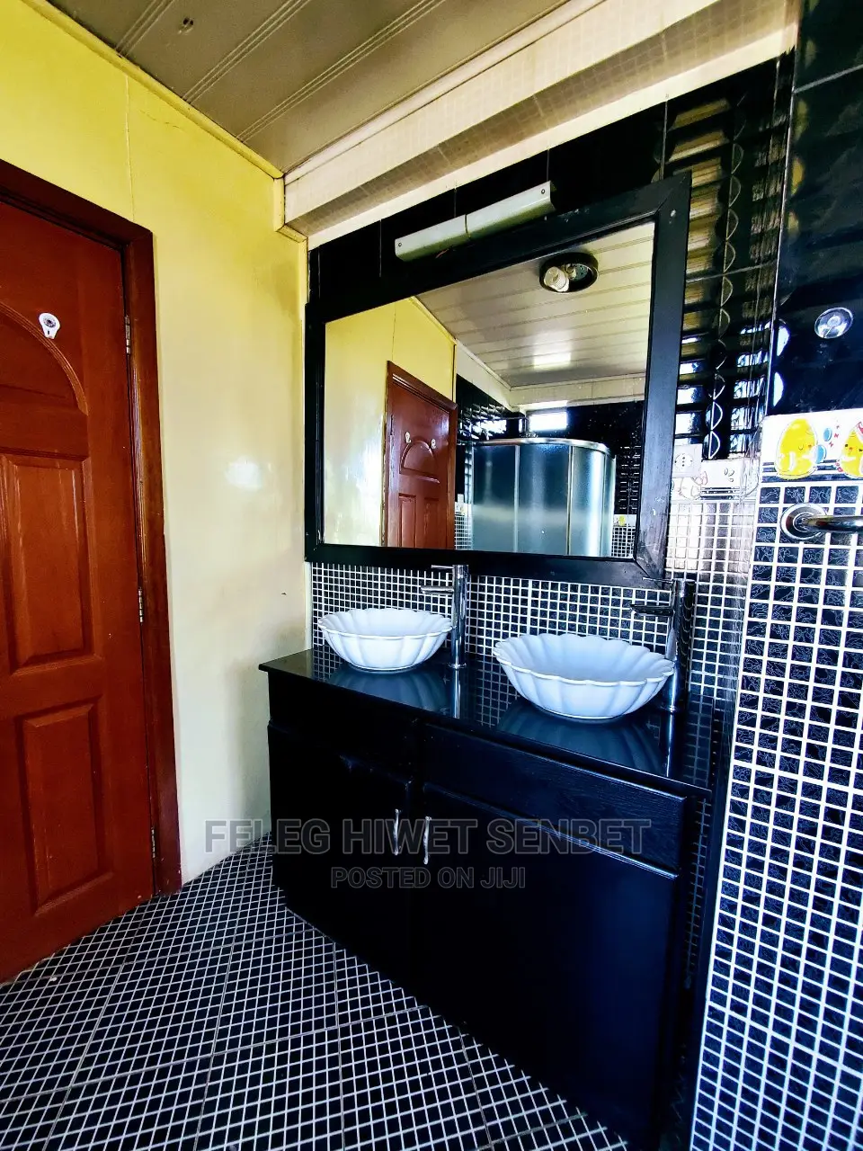 Furnished 6bdrm House in Aa, Bole for Rent