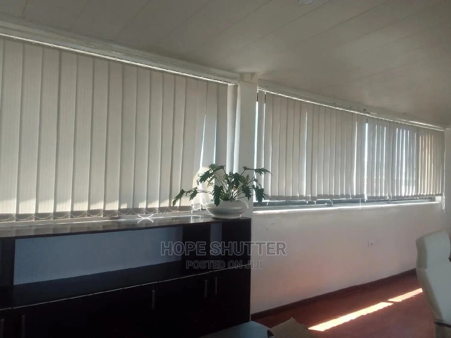 Vertical Blind ሻተር