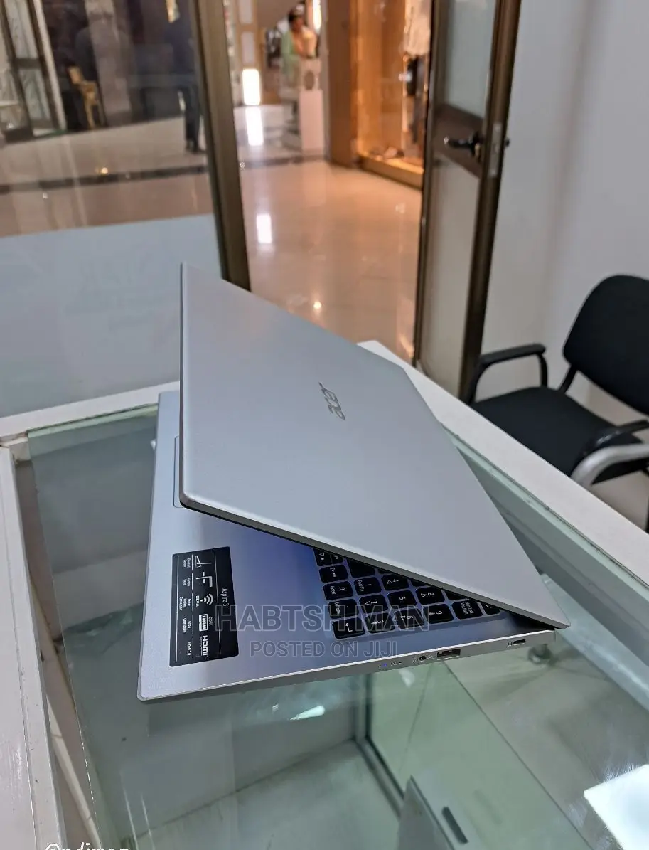 New Laptop Acer Aspire 5 8GB Intel Celeron HDD 256GB