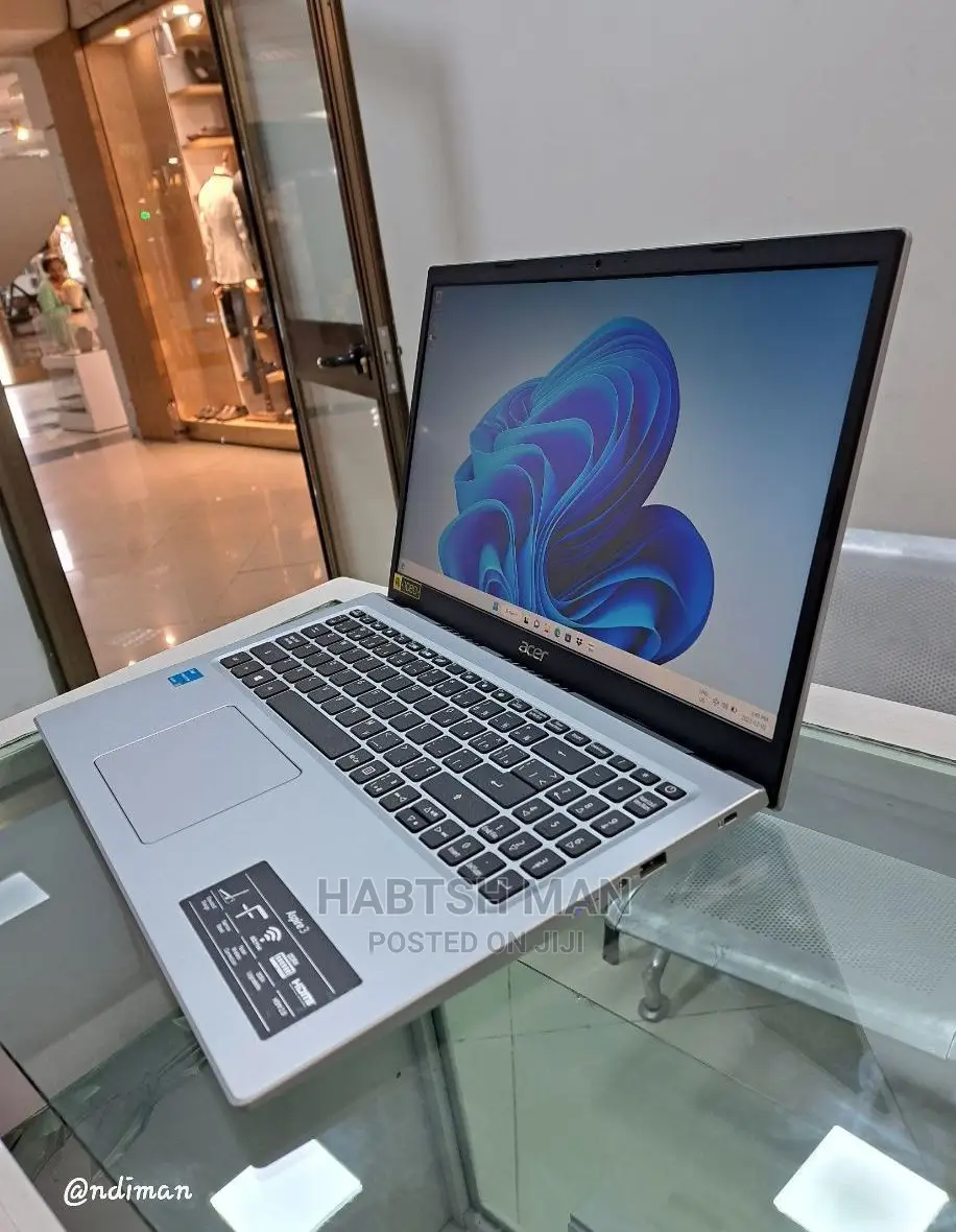 New Laptop Acer Aspire 5 8GB Intel Celeron HDD 256GB