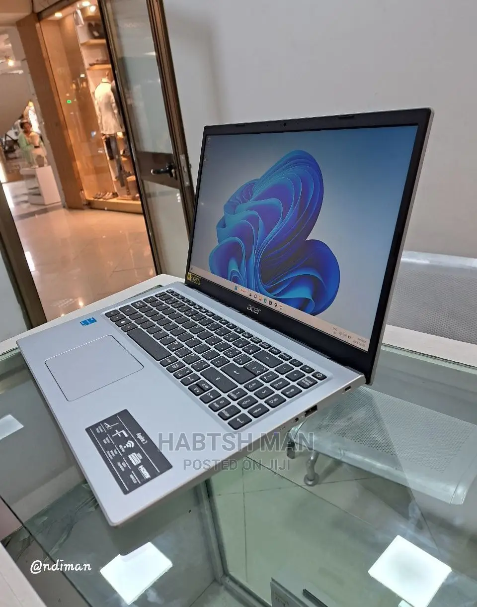 New Laptop Acer Aspire 5 8GB Intel Celeron HDD 256GB