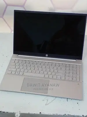 New Laptop HP Pavilion 15 8GB Intel Core I5 SSD 256GB
