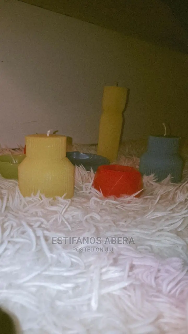 Yesu Candles