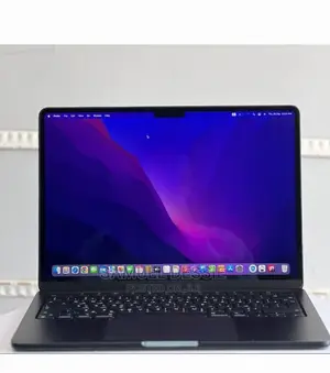 New Laptop Apple MacBook Air 2022 M2 8GB Apple M2 SSD 512GB