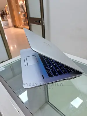 New Laptop HP EliteBook 820 G3 8GB Intel Core I5 SSD 256GB