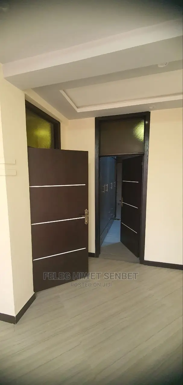 Furnished 5bdrm House in አአ, Bole for Sale