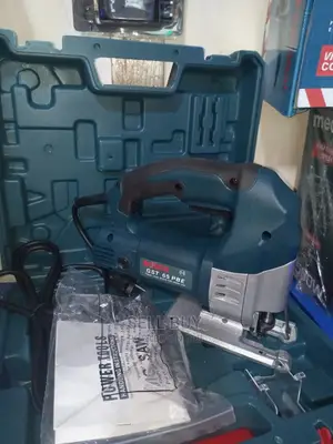 Bosch Jigsaw 700w
