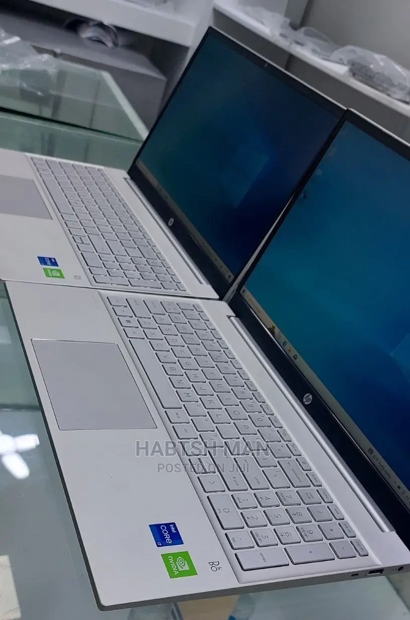 New Laptop HP Pavilion 15 8GB Intel Core I7 SSD 512GB