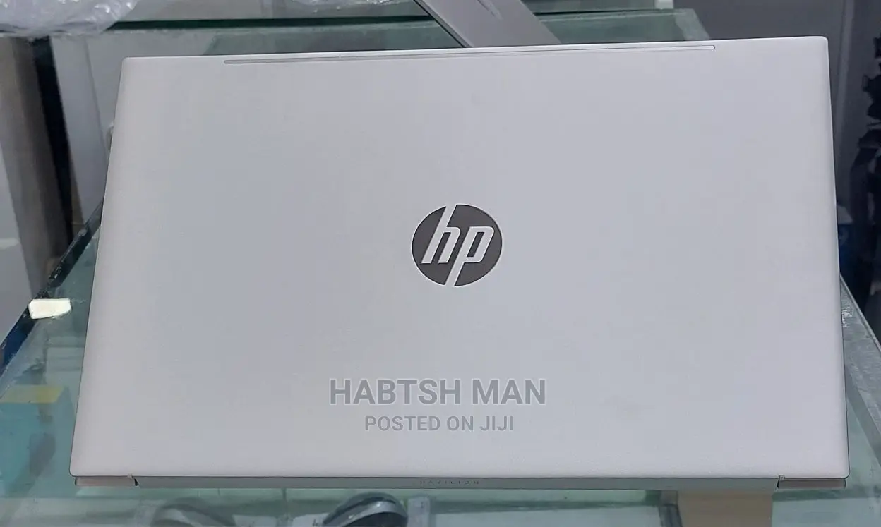 New Laptop HP Pavilion 15 8GB Intel Core I7 SSD 512GB
