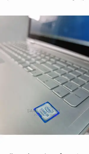 New Laptop HP Envy X360 8GB Intel Core I5 HDD 1T