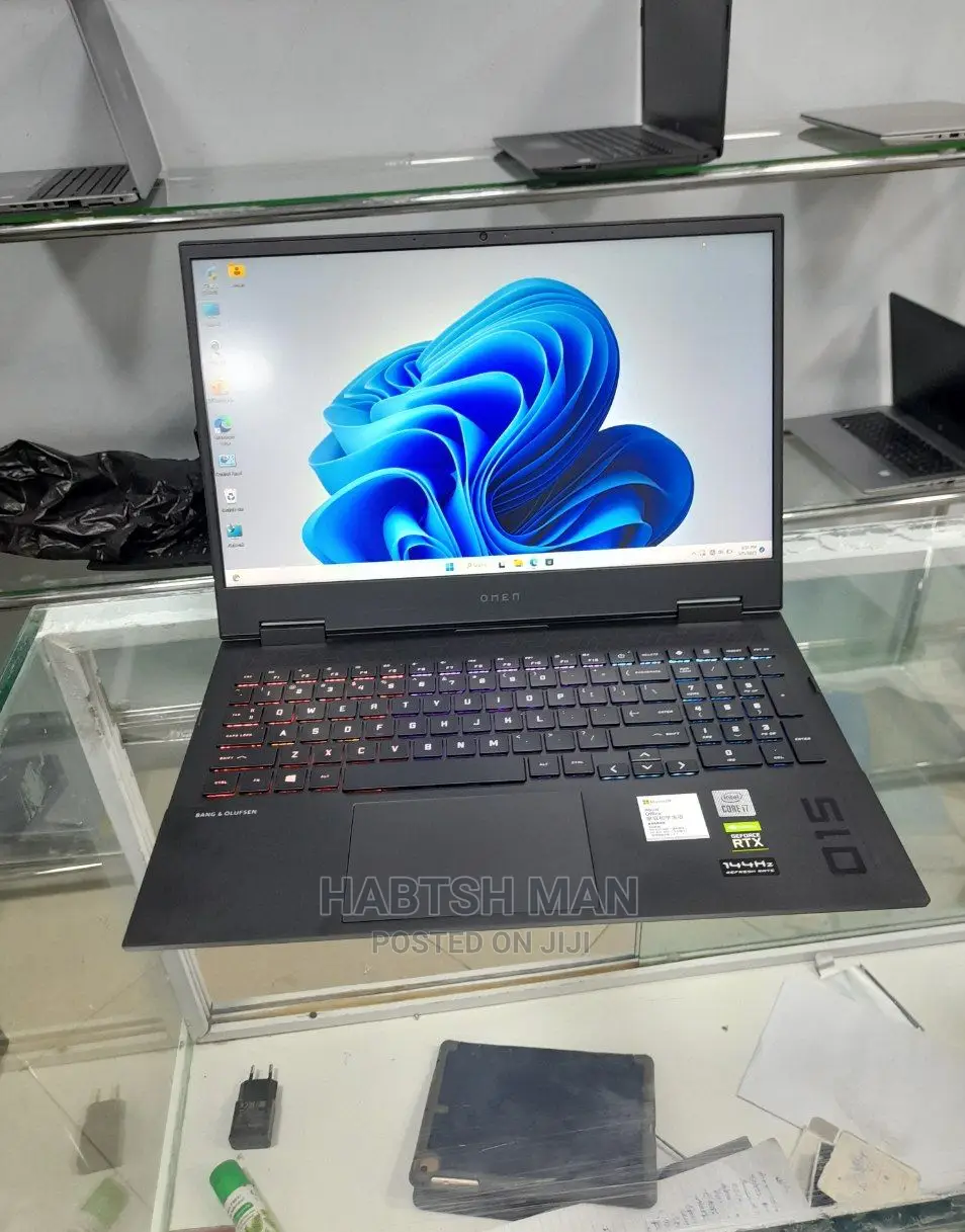 New Laptop HP Omen 15 16GB Intel Core I7 SSD 1T