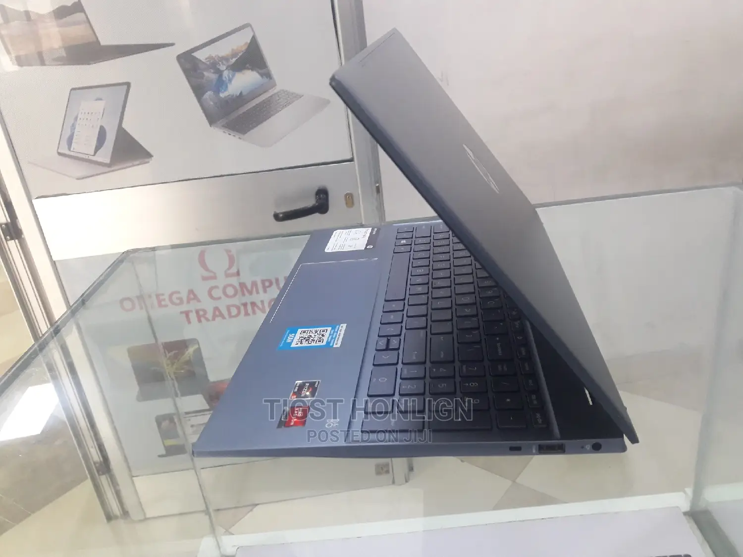 New Laptop HP Pavilion 15 8GB Intel Core i5 SSD 512GB