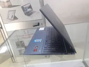 New Laptop HP Pavilion 15 8GB Intel Core i5 SSD 512GB