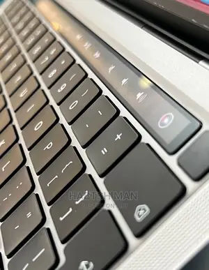 New Laptop Apple MacBook Pro M1 8GB SSD 512GB