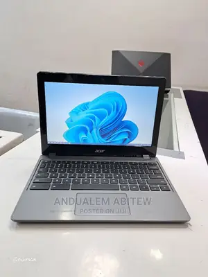 New Laptop Acer Chromebook C720P 2GB Intel Pentium SSD 16 GB