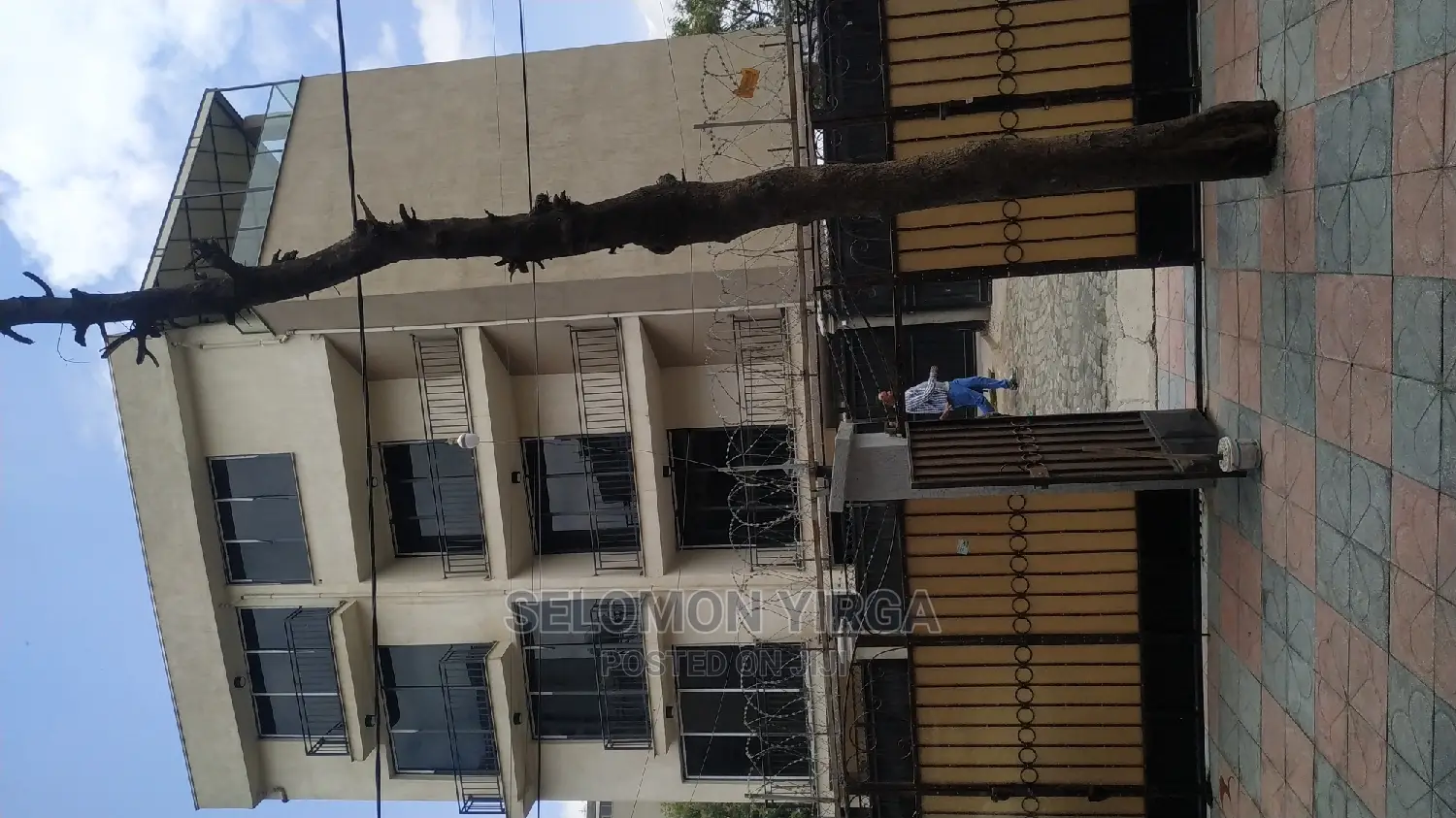 10bdrm Duplex in Addis Abba, Bole for sale