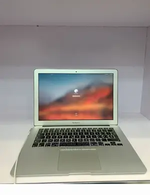 New Laptop Apple MacBook Air 2011 4GB Intel Core I5 SSD 128GB