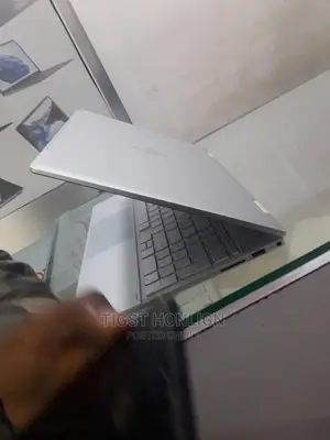 New Laptop HP Envy X360 12GB Intel Core I7 SSD 512GB