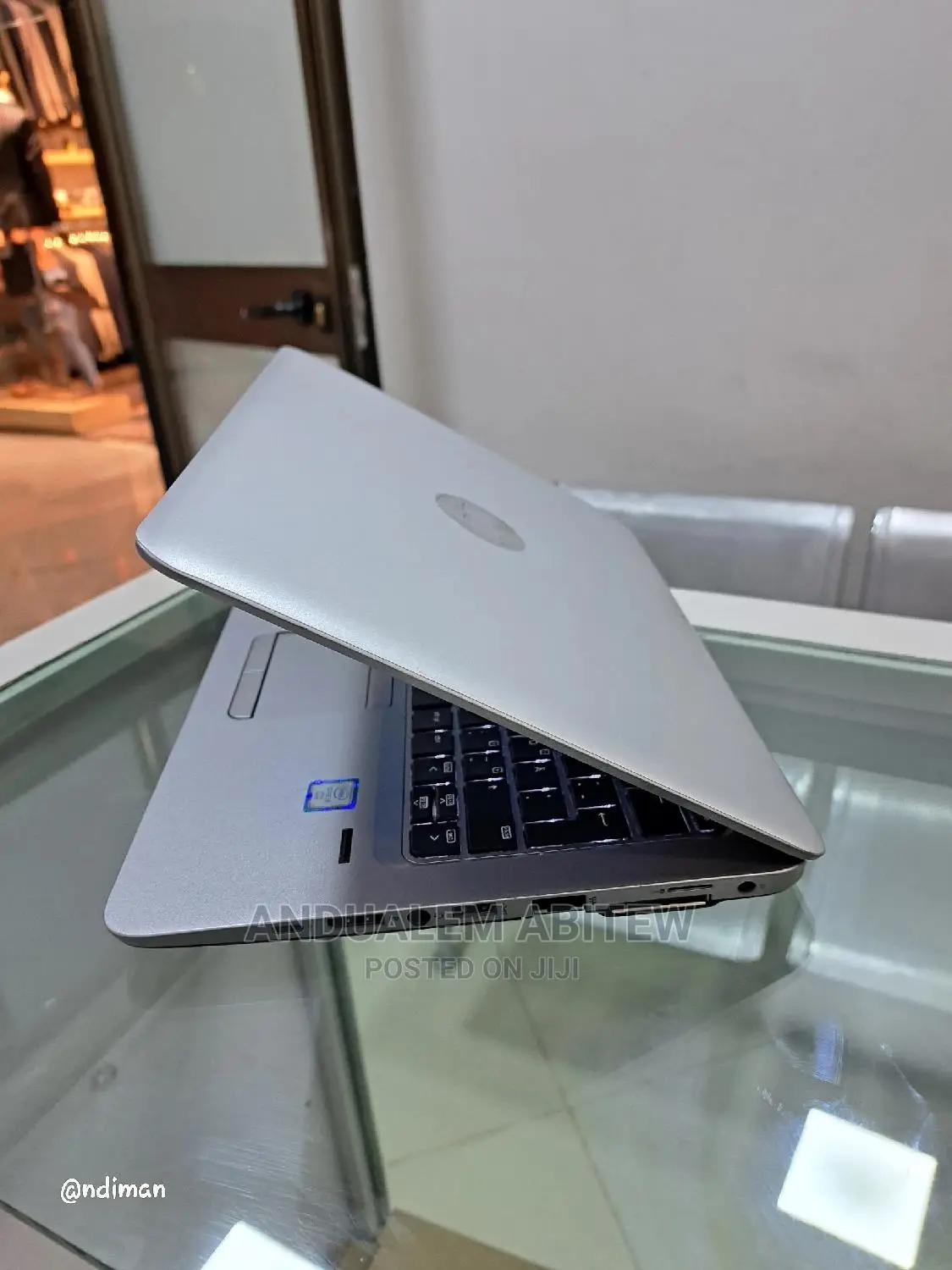 New Laptop HP EliteBook 820 G3 8GB Intel Core I5 SSHD (Hybrid) 1T