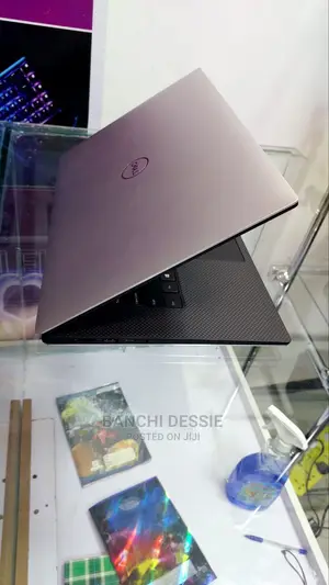 New Laptop Dell XPS 13 16GB Intel Core i7 SSD 512GB