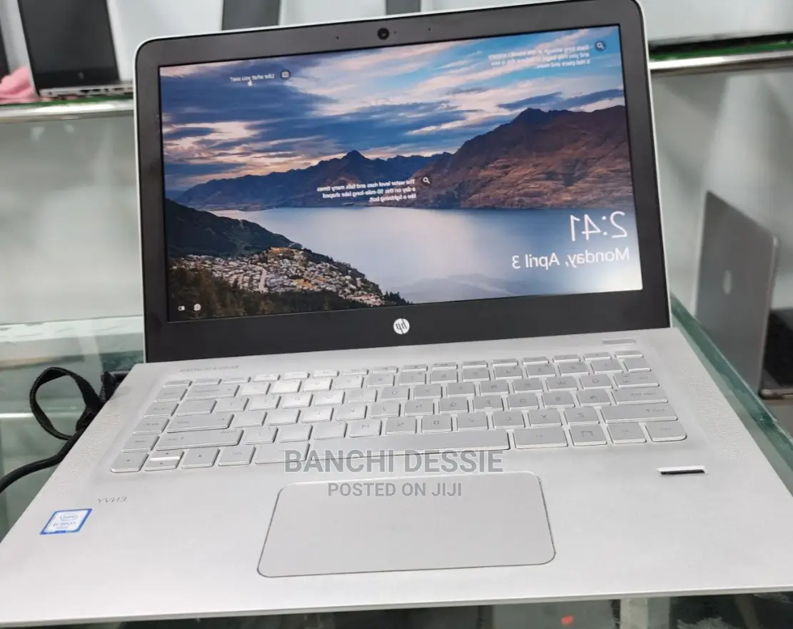 New Laptop HP Envy X360 8GB Intel Core I5 HDD 1T