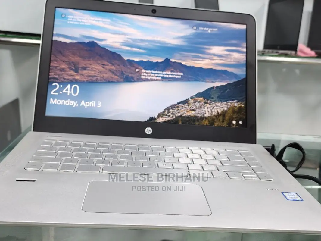 New Laptop HP Envy 13 8GB Intel Core I5 HDD 1T