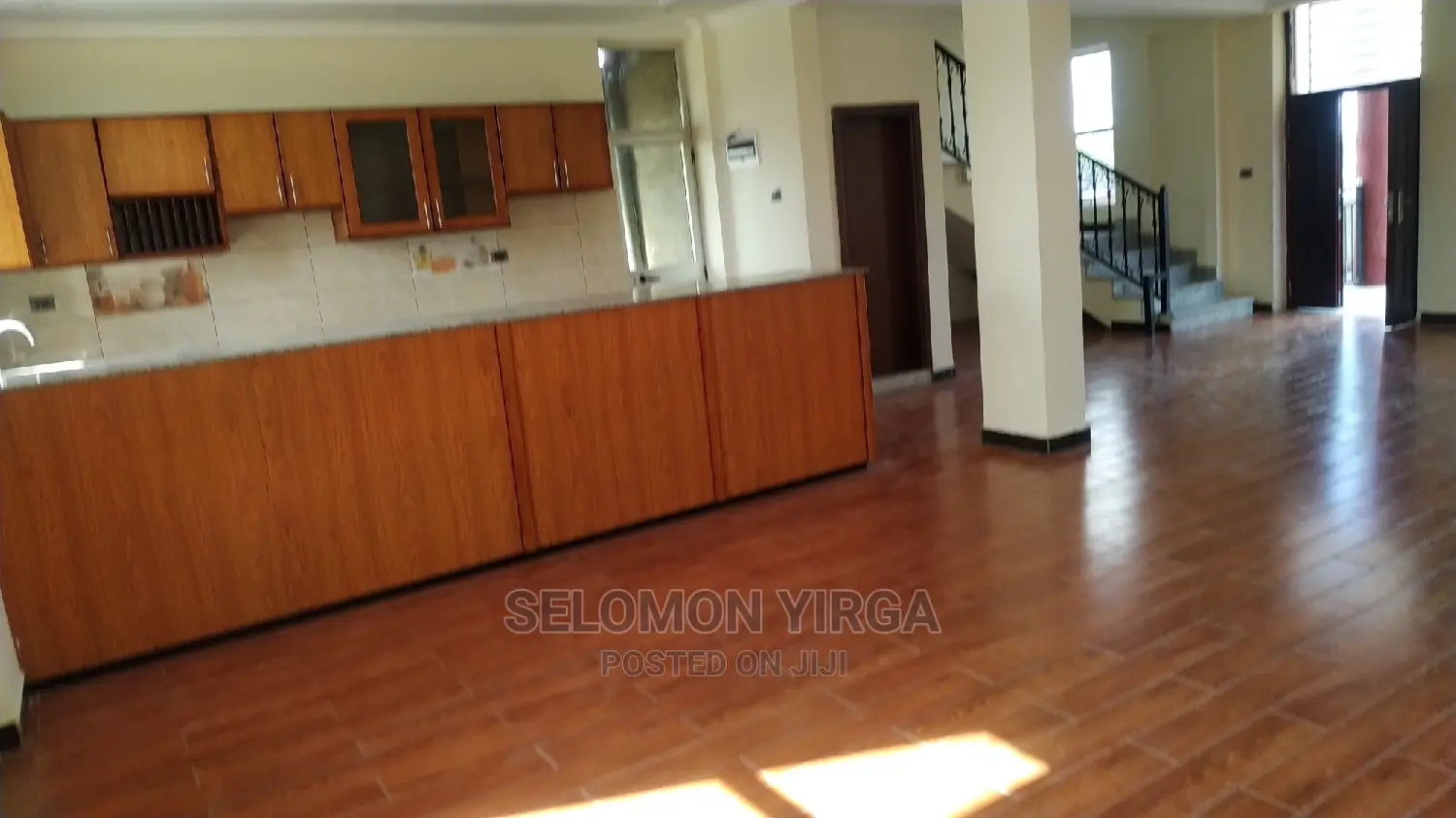 5bdrm Villa in Addis Abeba, Bole for sale