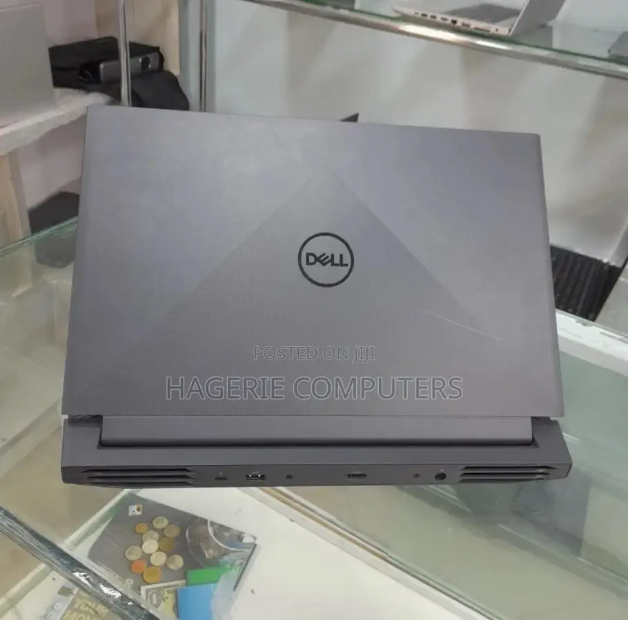 New Laptop Dell G15 5511 8GB Intel Core I5 SSD 512GB