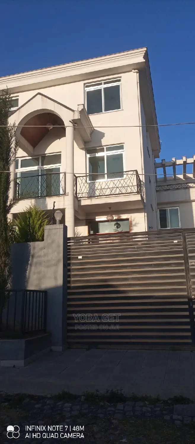 Furnished 8bdrm House in G+2 ፅድት ያለ መኖሪያ ቤት, Akaky Kaliti for sale