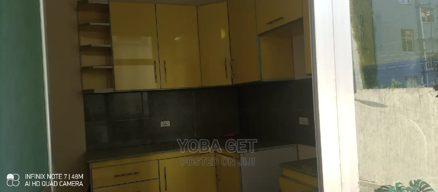 Furnished 8bdrm House in G+2 ፅድት ያለ መኖሪያ ቤት, Akaky Kaliti for sale
