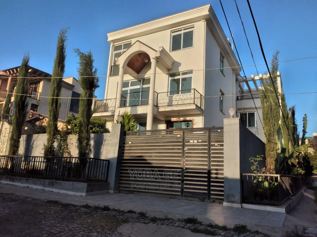 Furnished 8bdrm House in G+2 ፅድት ያለ መኖሪያ ቤት, Akaky Kaliti for sale