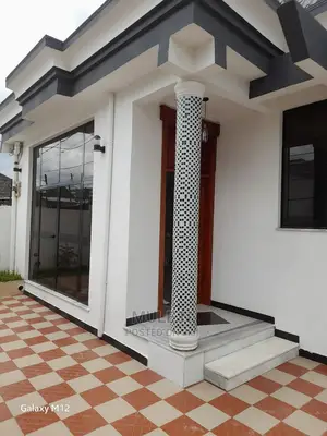 Furnished 4bdrm Villa in Figga(ፊጋ), Bole for sale