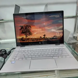 Laptop HP Pavilion X360 8GB Intel Core I5 SSD 256GB