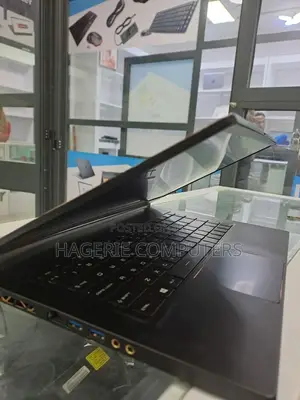 Laptop MSI GF63 16GB Intel Core I7 SSD 512GB