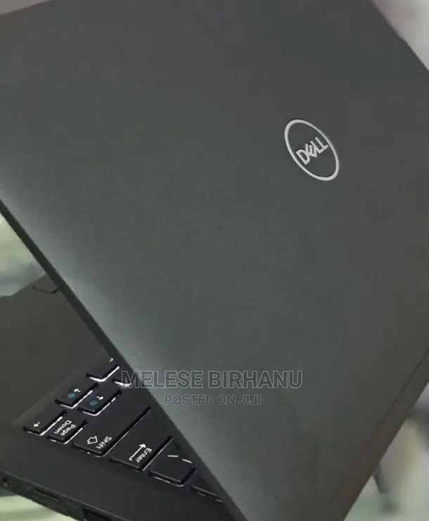 New Laptop Dell Inspiron 13 7386 8GB Intel Core I7 SSD 512GB