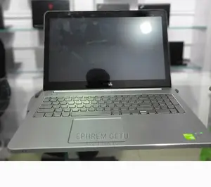 New Laptop Dell Inspiron 15 8GB Intel Core I7 HDD+SSD 512GB