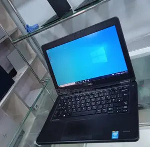 Laptop Dell Latitude 5310 4GB Intel Core I5 HDD 500GB