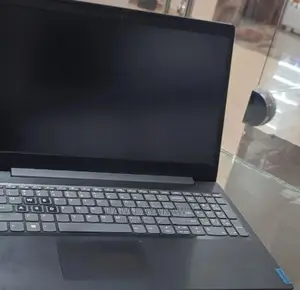 New Laptop Lenovo IdeaPad 300 8GB Intel Core I5 SSD 256GB