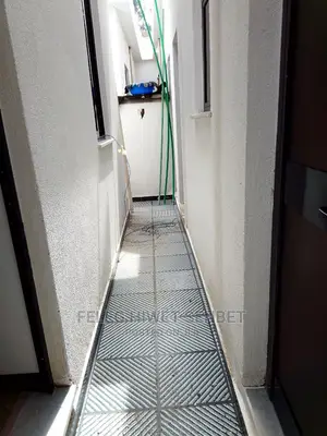 5bdrm Villa in አአ, Bole for sale