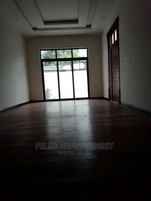 5bdrm Villa in አአ, Bole for sale
