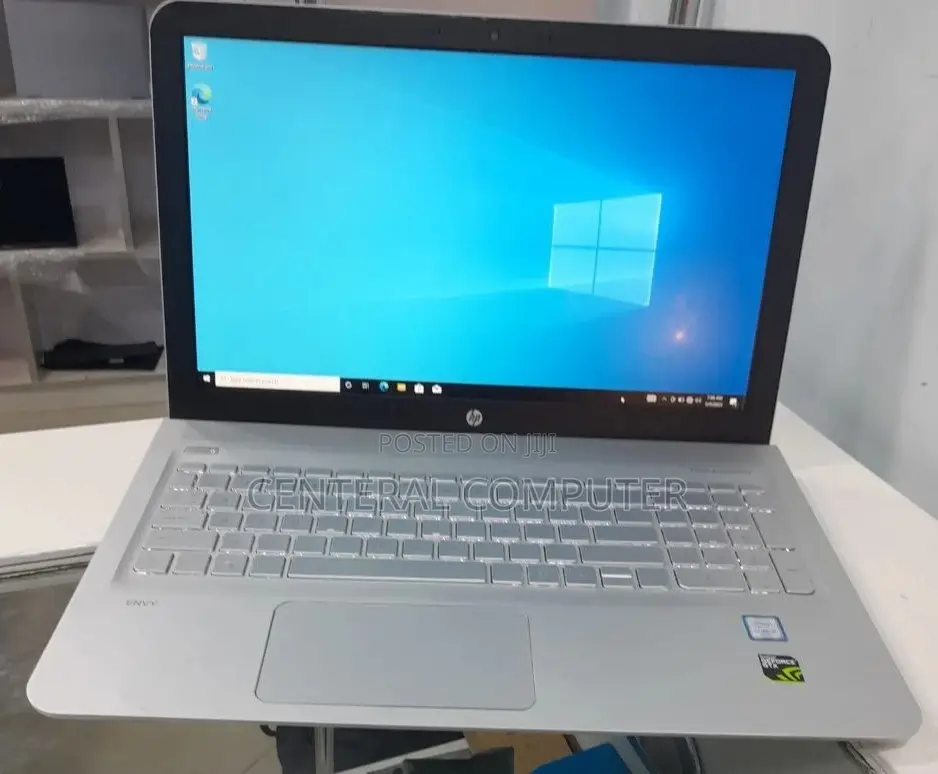New Laptop HP 255 G2 8GB Intel Core I7 HDD+SSD 1T