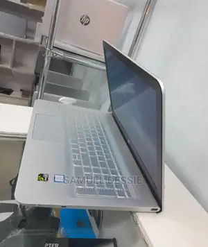 New Laptop HP Envy 13 8GB Intel Core I5 HDD+SSD 128GB