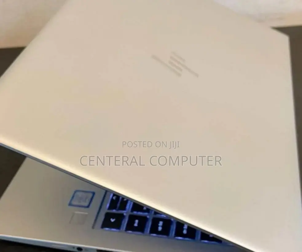 Laptop HP 14-Dq1088wm 16GB Intel Core I5 SSD 512GB
