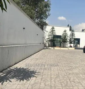 3bdrm House in አድስ አበባ, Bole for sale